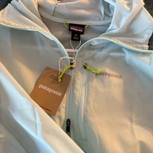 Patagonia M's Airshed Pro Running Pullover - Picture 4 of 11